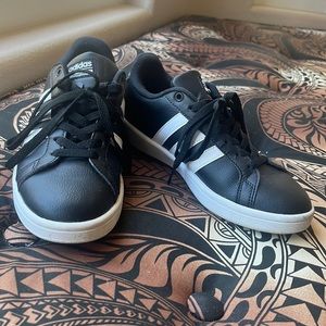 Adidas Cloudfoam size 7